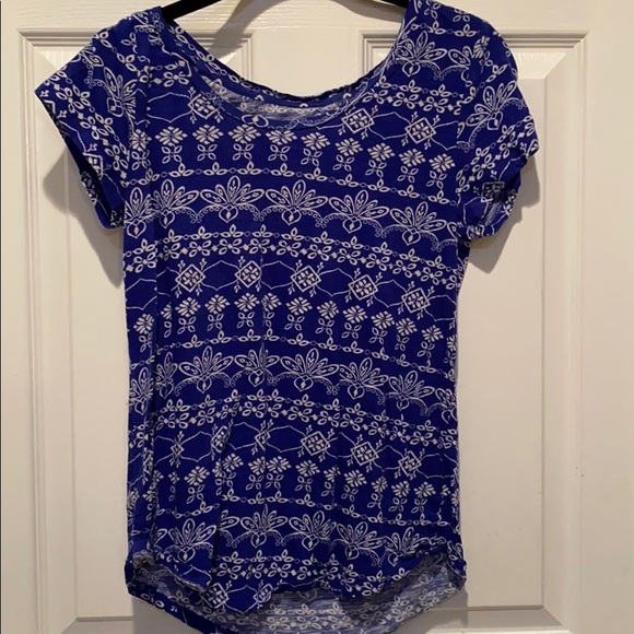 Blue patterned top - Picture 1 of 2